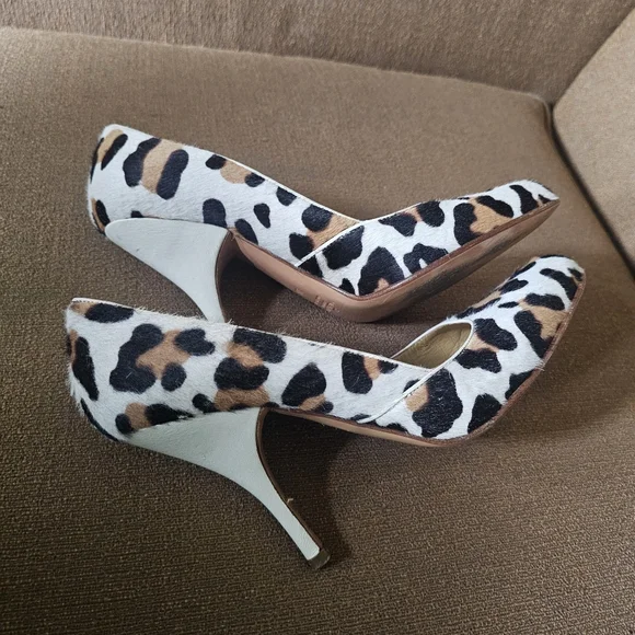 Valentino Garavani Leopard Print Heels Size 38